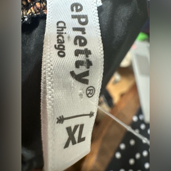 Floral Halter Women’s Romper XL Chiffon Black Pink Orange Tropical Print 11/3 - Picture 4 of 6